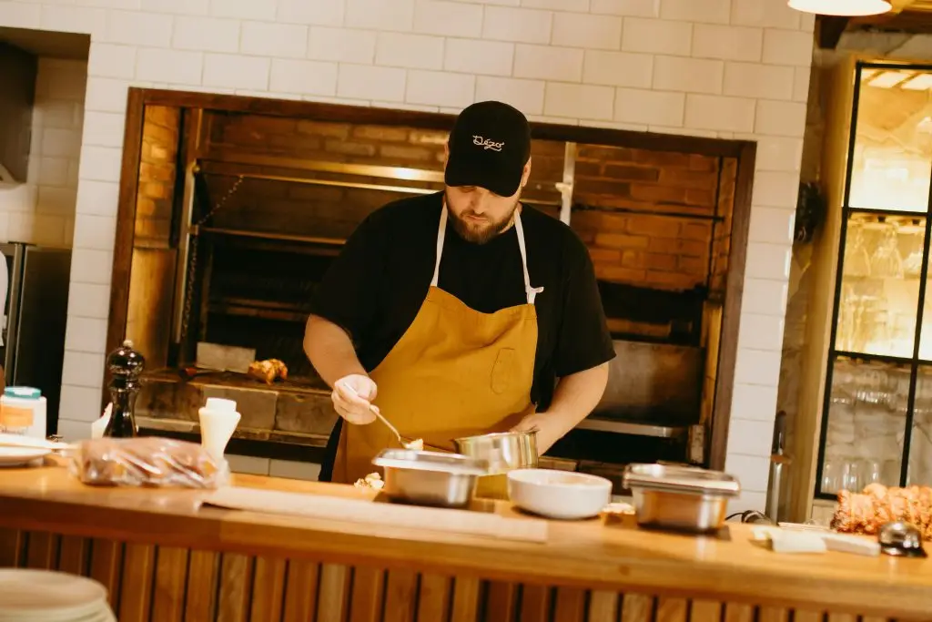 Présentation chef traiteur dans le Tarn